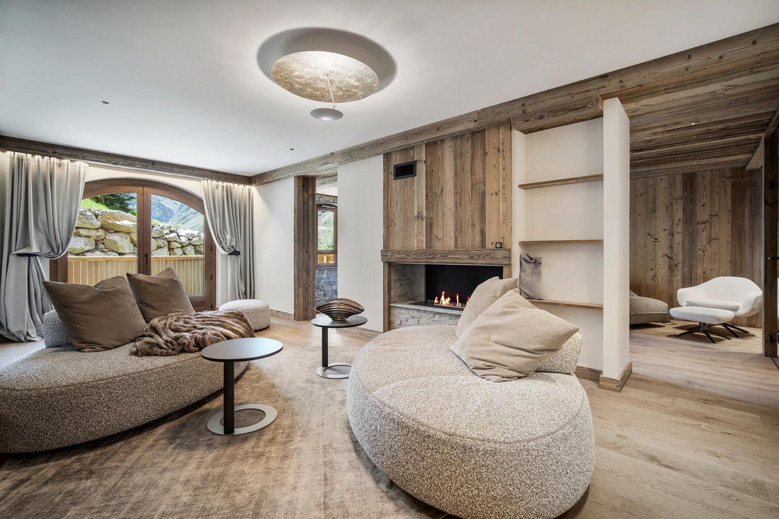 Apartment in Val-d'Isere, Auvergne-Rhône-Alpes, France 4 - 16083754