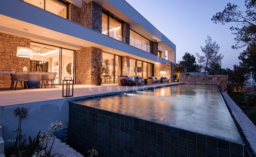 Villa in Santa Eulària des Riu, Balearische Inseln, Spanien 1