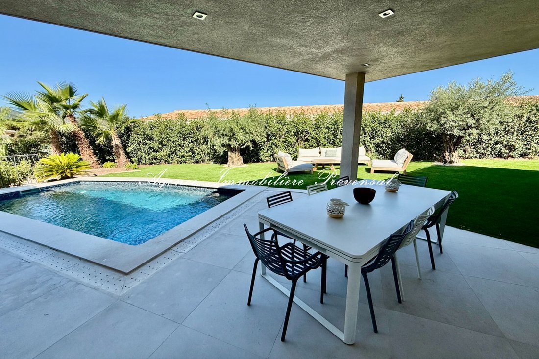 Villa in Ville-Les Saquedes-Le Bouillonnet, Sainte-Maxime, France 2 - 16086738