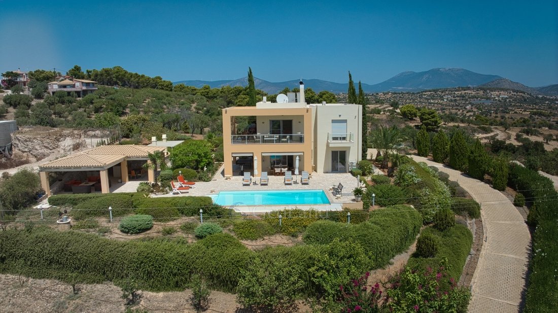 Villa in Koinotita Kranidiou, Kranidi, Greece 2 - 15939028