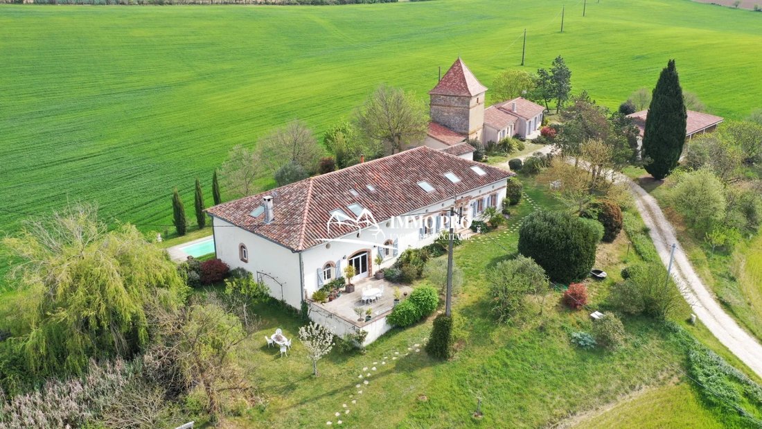 Estate in Samatan, Occitania, France 2 - 15586505