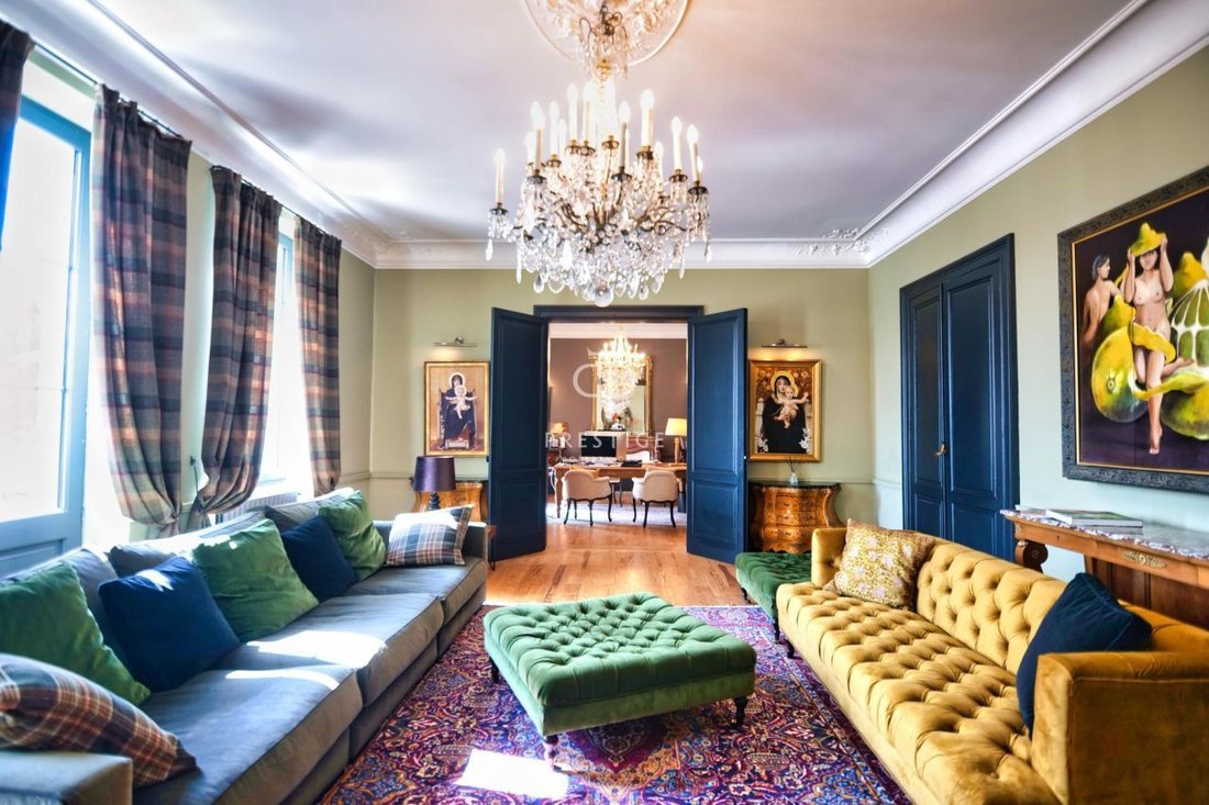 Château des Rêves Éternels: A Napoleon III Masterpiece in Aquitaine’s Golden Light