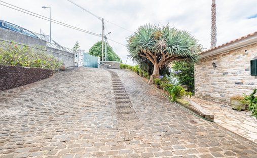 House in Santa Luzia, Madeira, Portugal 1