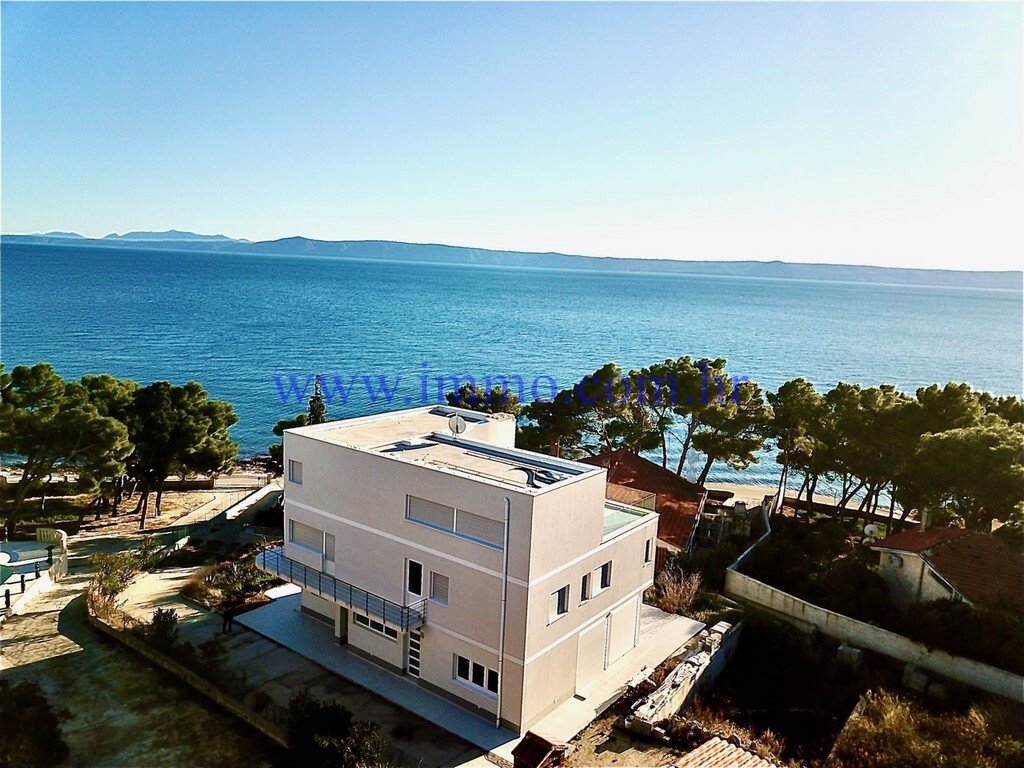 Villa in Dol, Split-Dalmatia County, Croatia 2 - 16087632