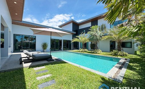 Villa in Pattaya City, Chon Buri, Thailand 1