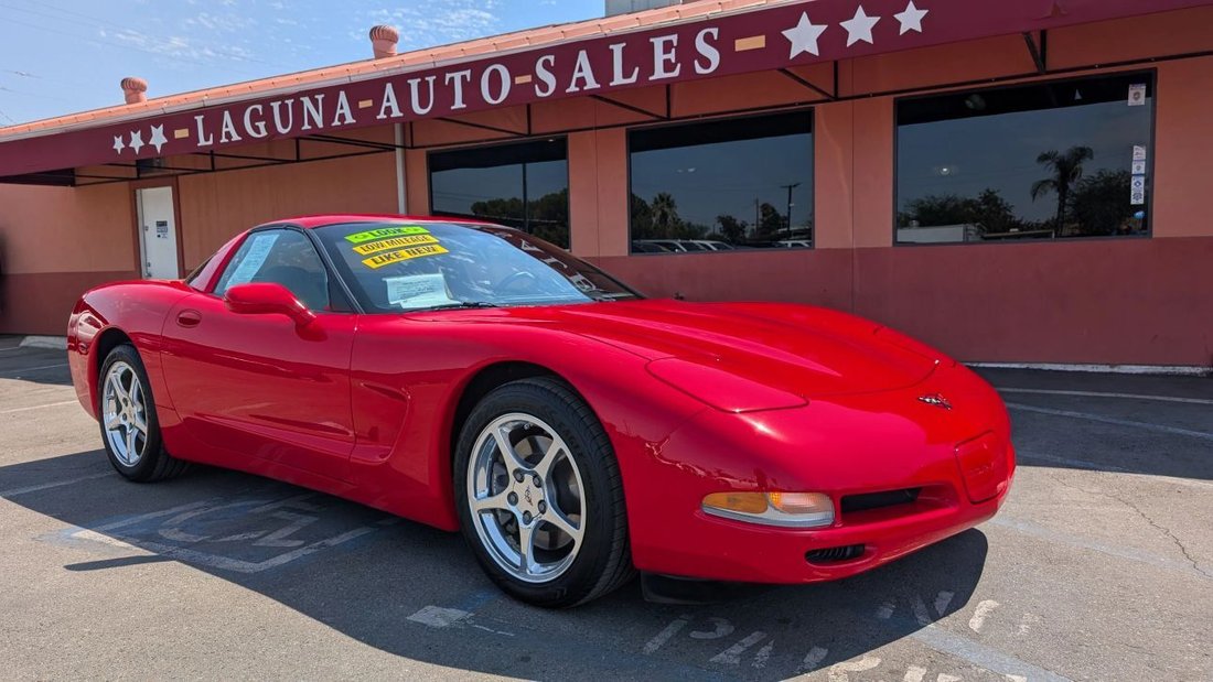 Coupe in Bakersfield, CA, United States 1 - 14398154