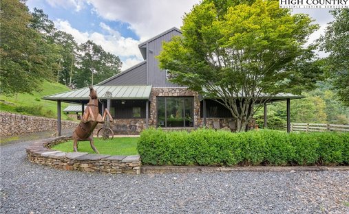 Maison à West Jefferson, Caroline du Nord, États-Unis 1