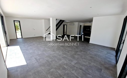 Castle for Sale in Anglès, Occitanie, France