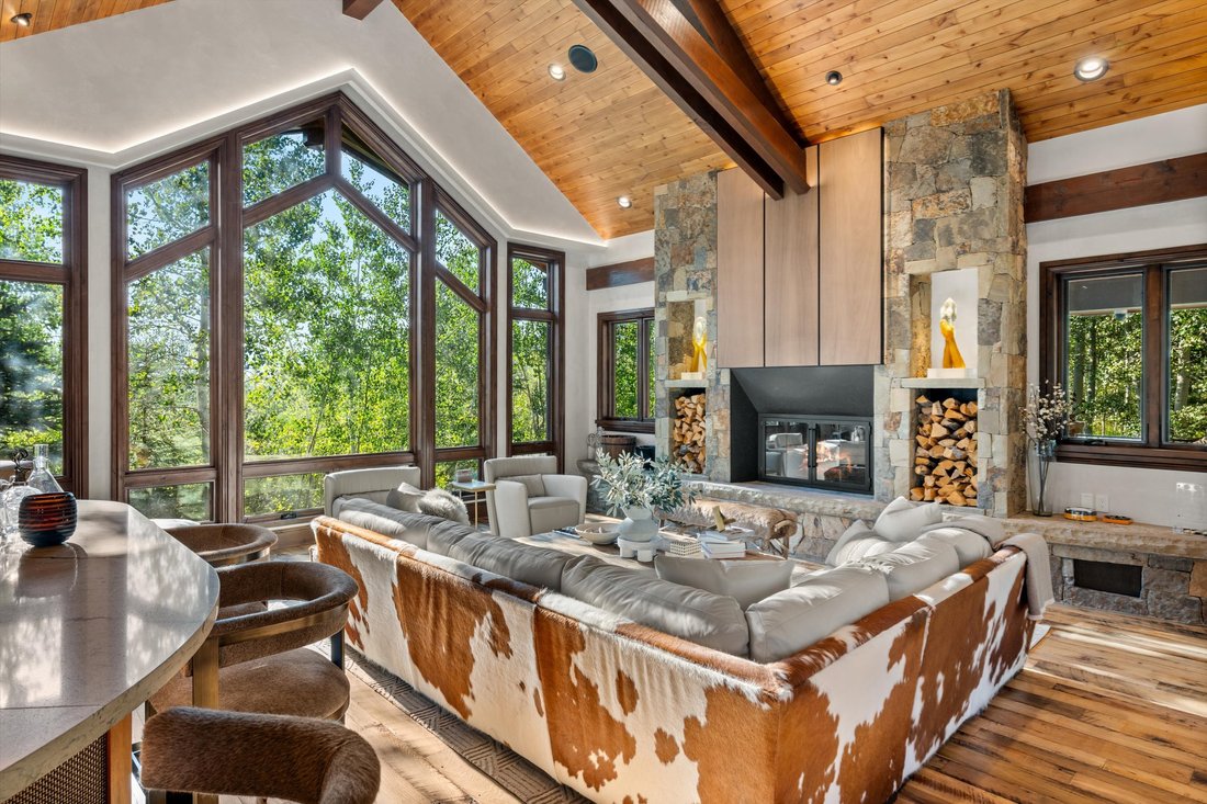 Snowmass Village, Colorado, United States 1 - 16087541