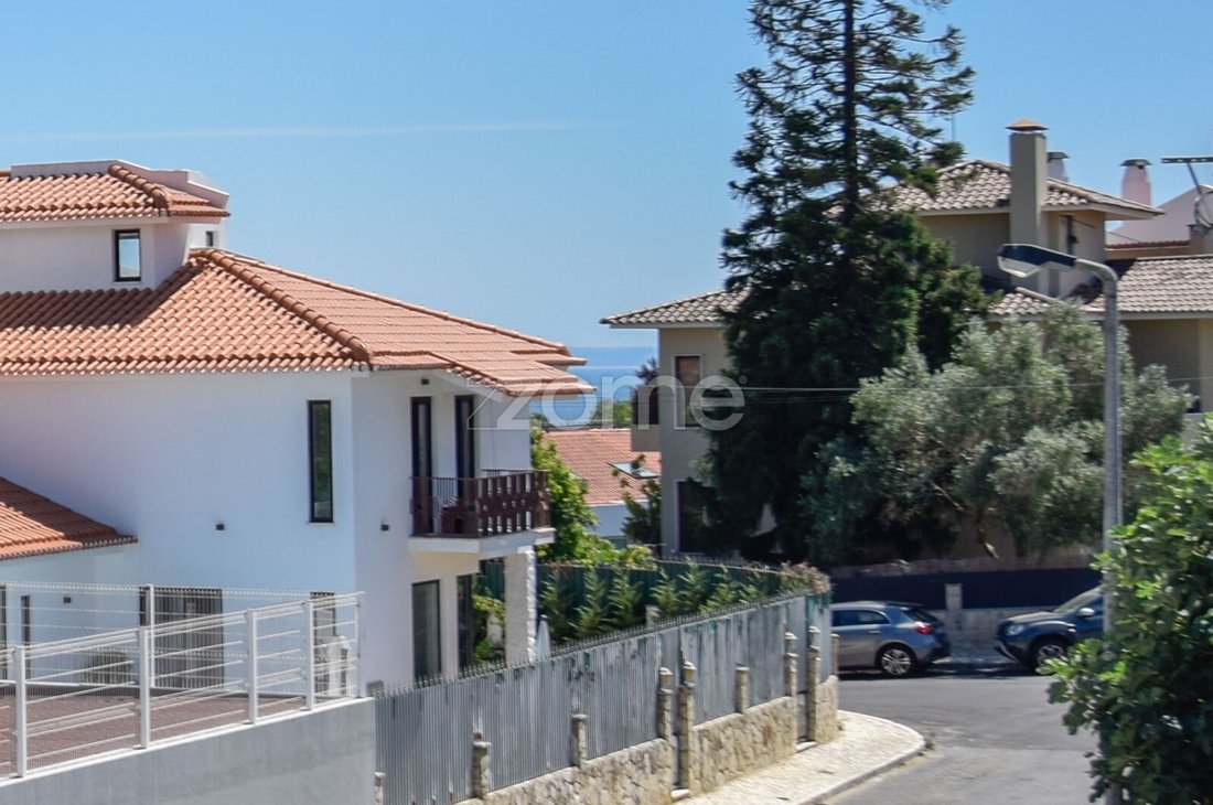 House in Carcavelos e Parede, Lisbon, Portugal 3 - 16085460