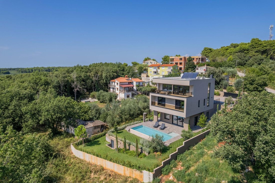 Villa in Medulin, Istria County, Croatia 2 - 16085184