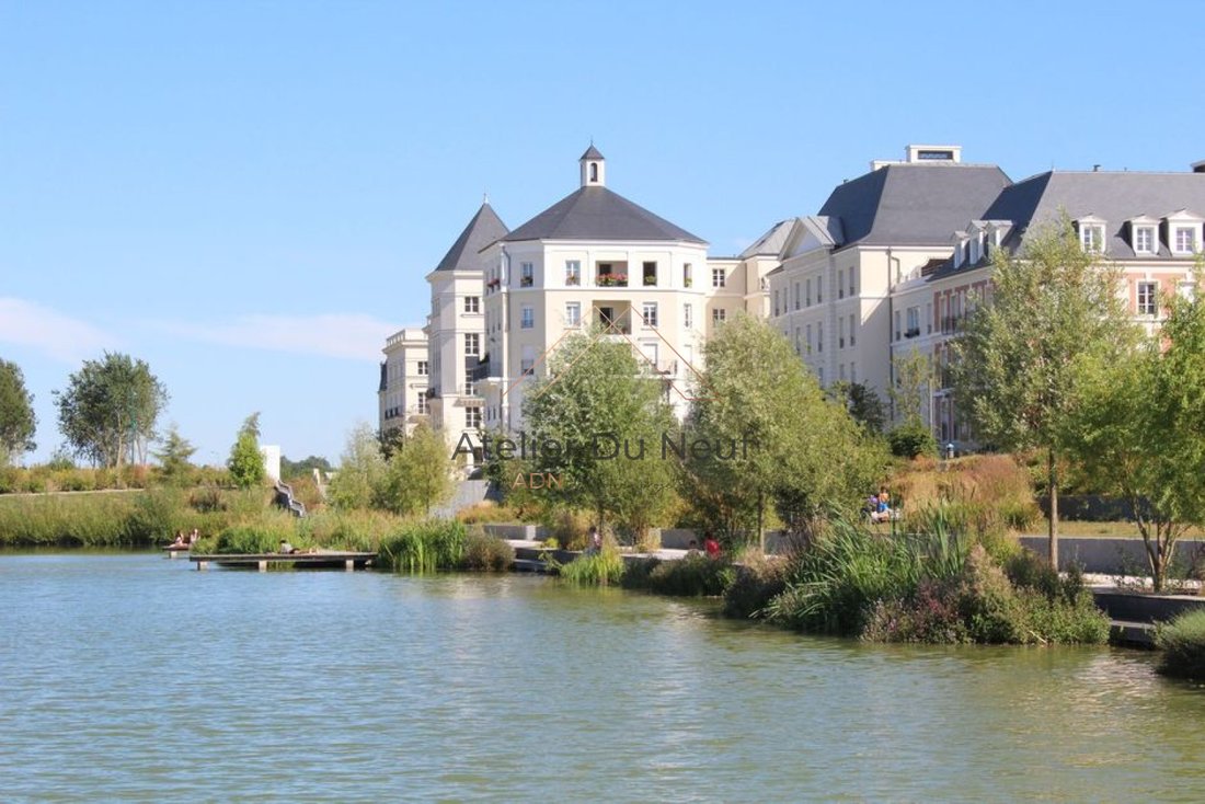 Apartment in Serris, Ile-de-France, France 1 - 16083875