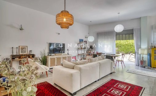 Apartment in Tel Aviv-Yafo, Tel Aviv District, Israel 1