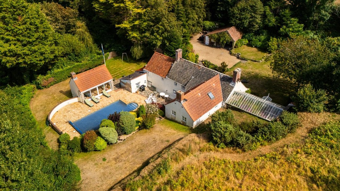 House in England 1 - 16083722