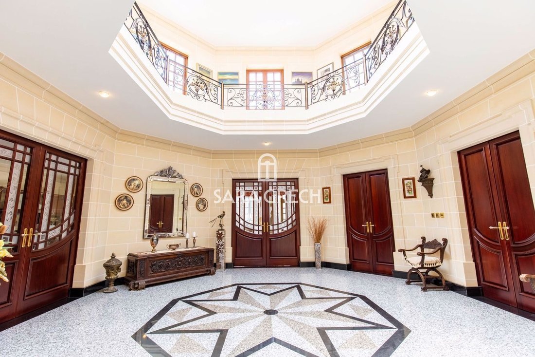 Bungalow in Iklin, Malta 2 - 16086458