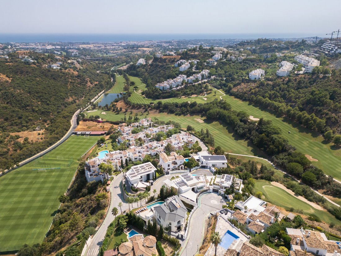 Land in La Quinta, Benahavis, Andalusia 5 - 16084814