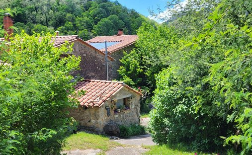House in Saint-Laurent-de-Cerdans, Occitania, France 1