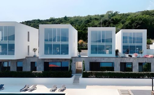 Appartamento in Lustica, Tivat Municipality, Montenegro 1