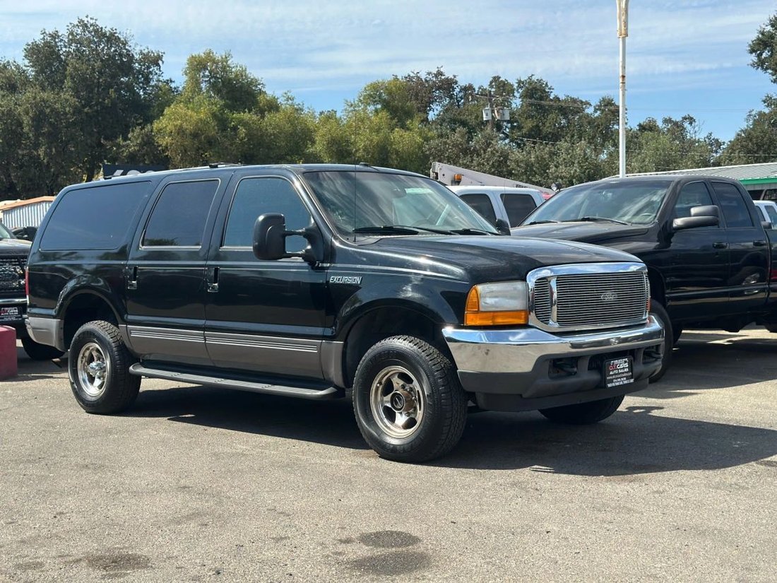 Suv in Roseville, CA, United States 3 - 16087197