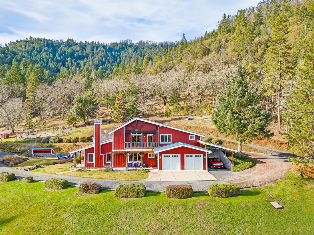 House in Grants Pass, Oregon, United States 4 - 16085645