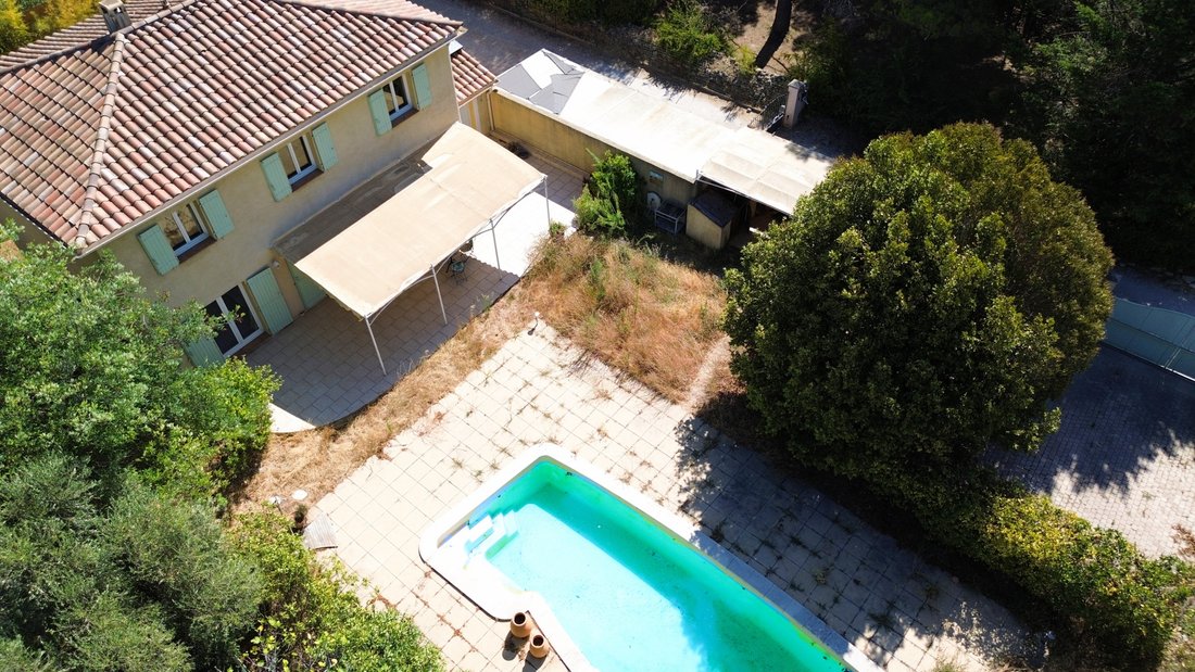 House in Les Freres-Les Cancades-Les Ginestes, Le Beausset, France 3 - 16086557
