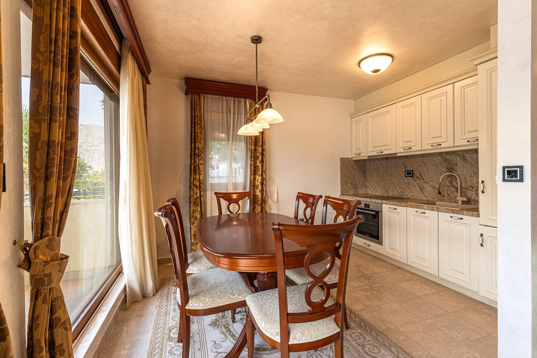 Apartment in Donji Stoliv, Kotor Municipality, Montenegro 5 - 16090592