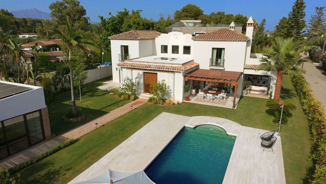 Villa in Estepona, Andalusia, Spain 5 - 16090732