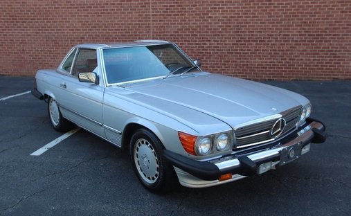 1986 Mercedes-Benz 560 SL in Glendale, United States 1