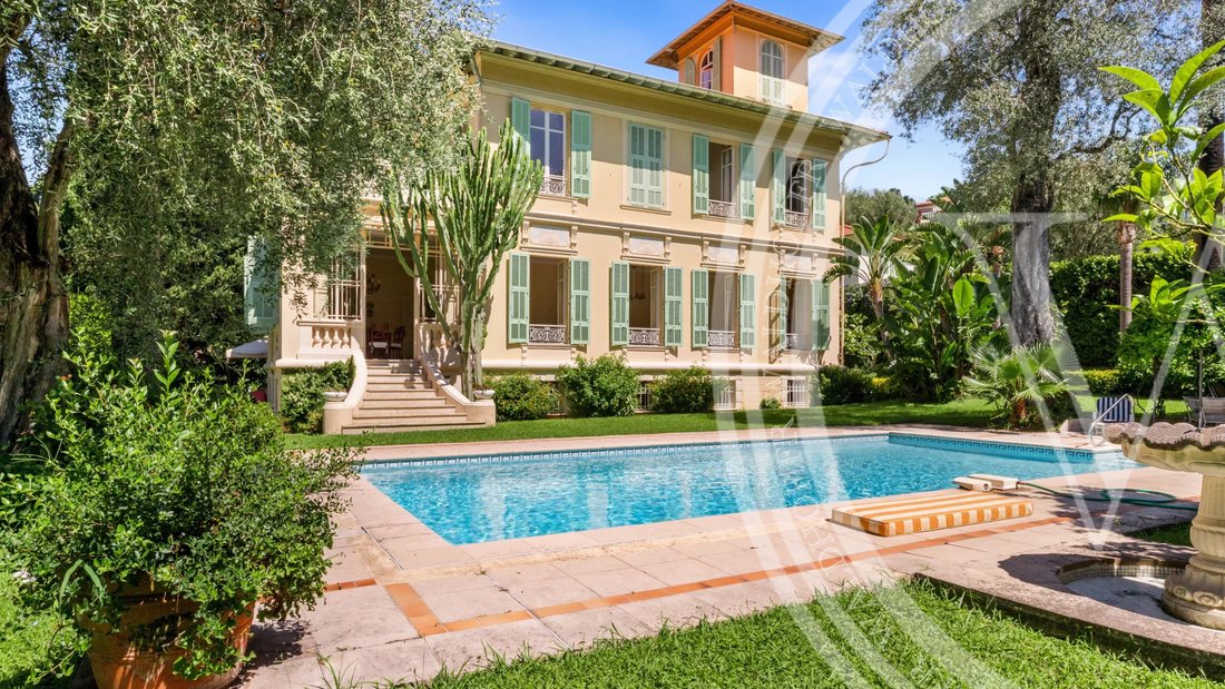 Villa à Côte d'Azur, Provence-Alpes-Côte d'Azur, France 2 - 16090607