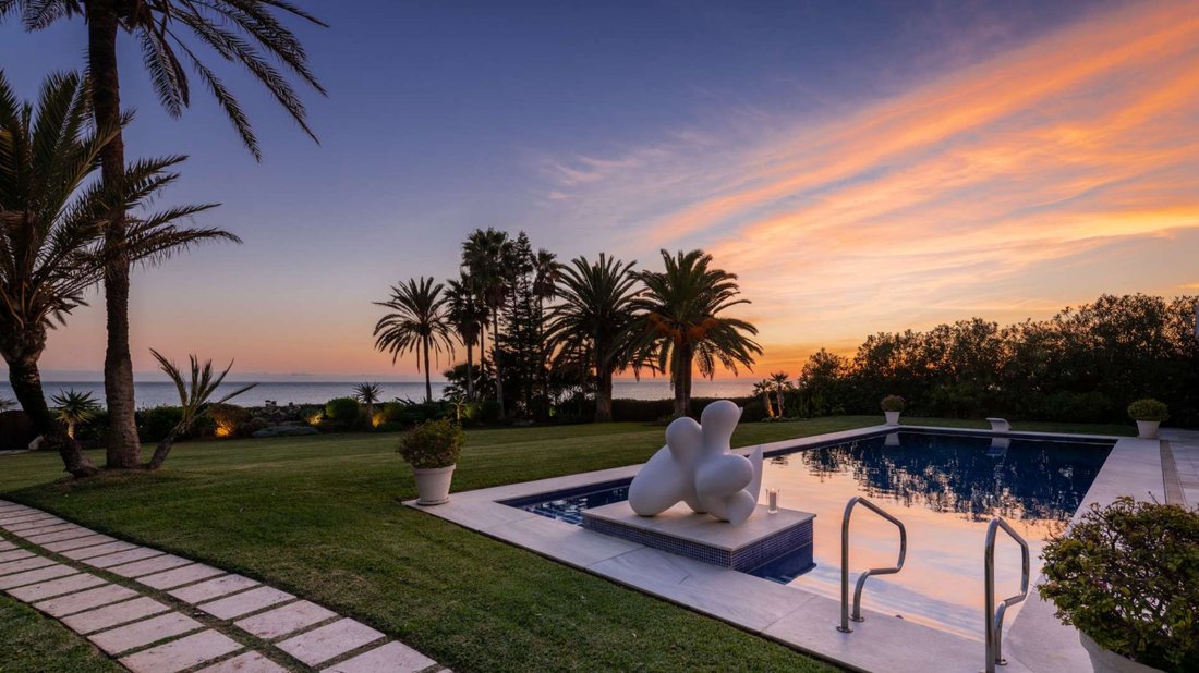 Villa in Marbella, Andalusia, Spain 5 - 16090880
