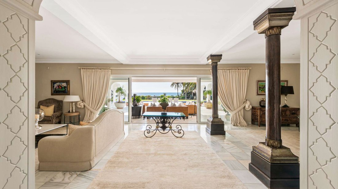 Villa in Marbella, Andalusia, Spain 2 - 16090880