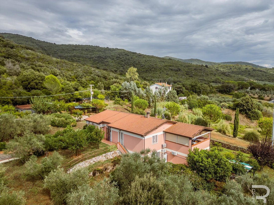 Farm Ranch in Castle of Castiglione, Castiglione della Pescaia, Tuscany 5 - 16090901