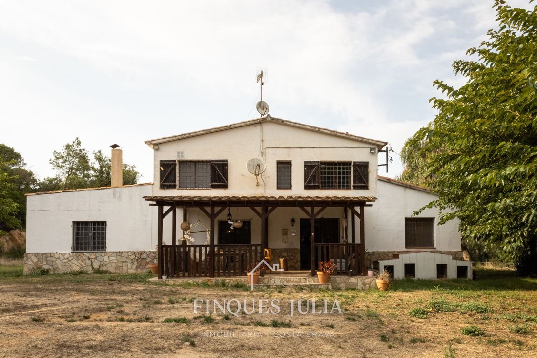Chalet in Macanet de la Selva, Catalonia, Spain 1 - 16090873