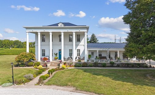 House in Pontoosuc, Illinois, United States 1