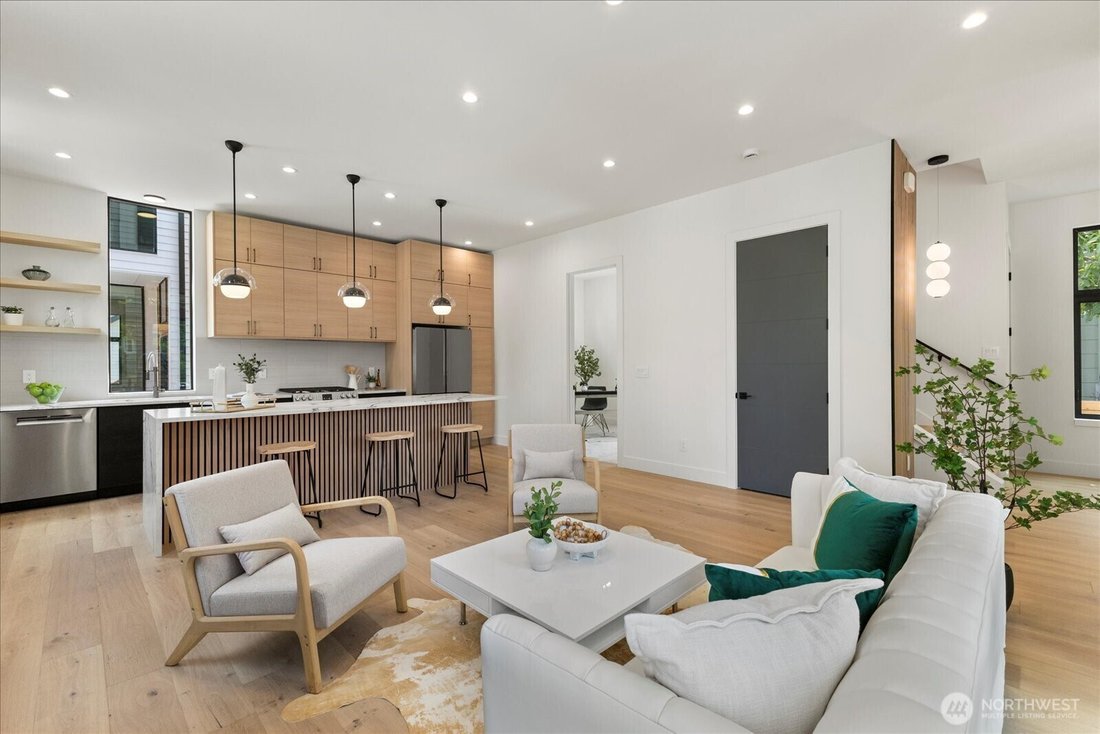 House in Seattle, Washington, United States 4 - 16090966