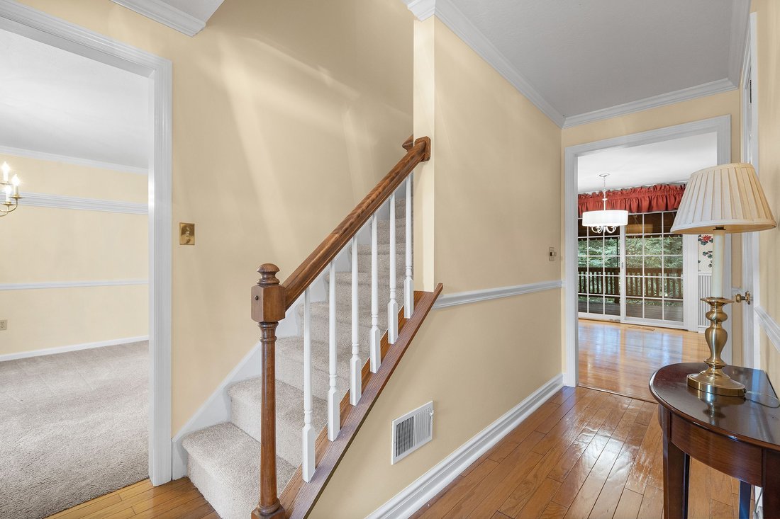 House in Hampton Township, Pennsylvania, United States 5 - 16093143