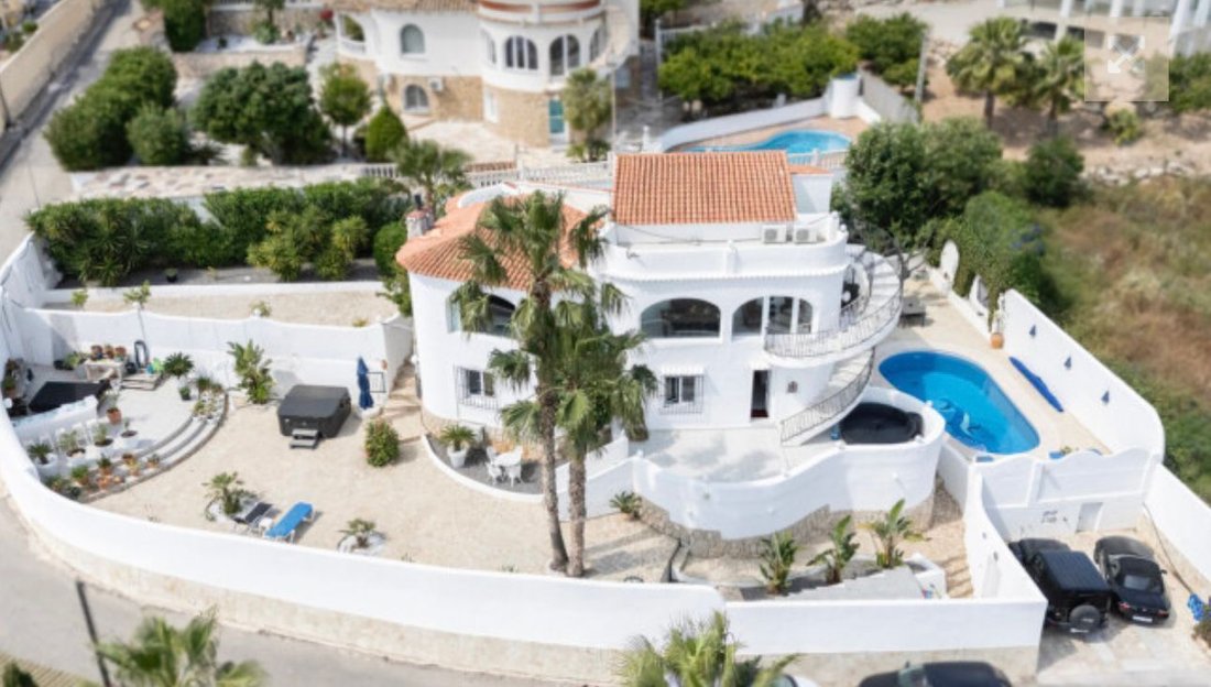 Chalet in Calp / Calpe, Valencian Community, Spain 2 - 16092166