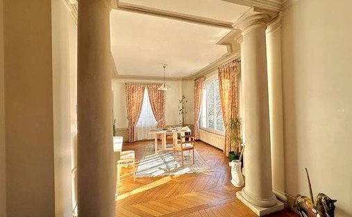 Castle for Sale in Oigny-en-Valois, Hauts-de-France, France