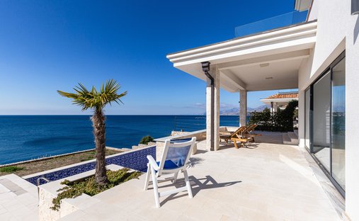 Villa in Utjeha-Bušat, Bar Municipality, Montenegro 1