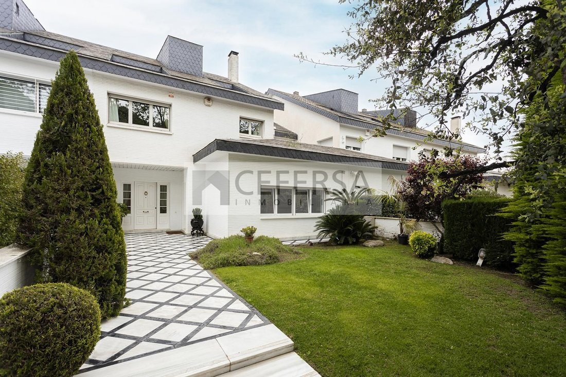 Townhouse in Les Corts, Barcelona, Spain 2 - 15523371