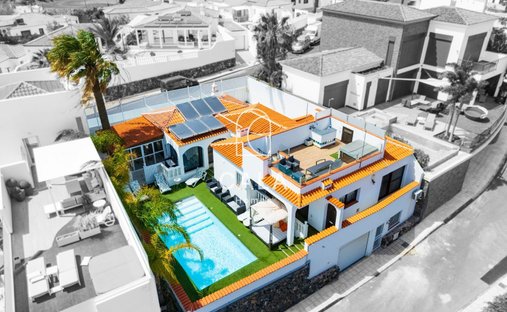 Villa in San Miguel de Abona, Canary Islands, Spain 1