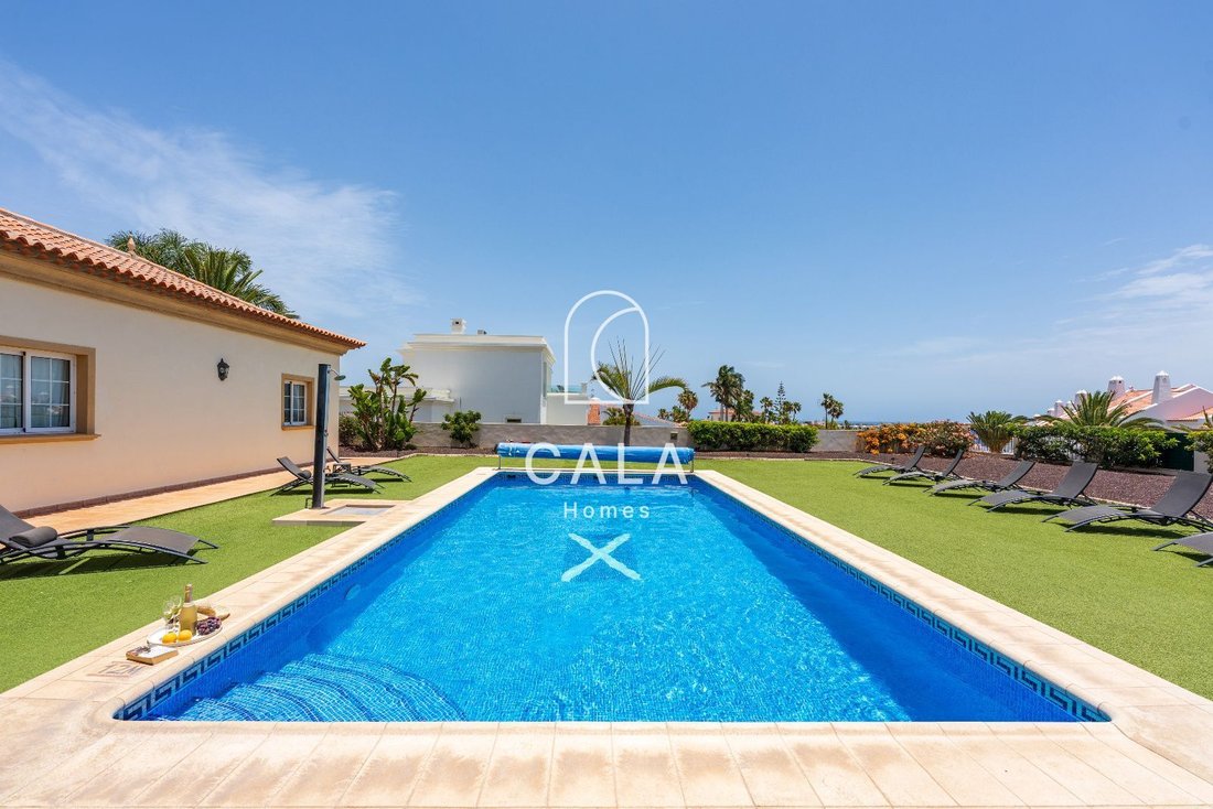 Villa in San Miguel de Abona, Canary Islands, Spain 5 - 16091211