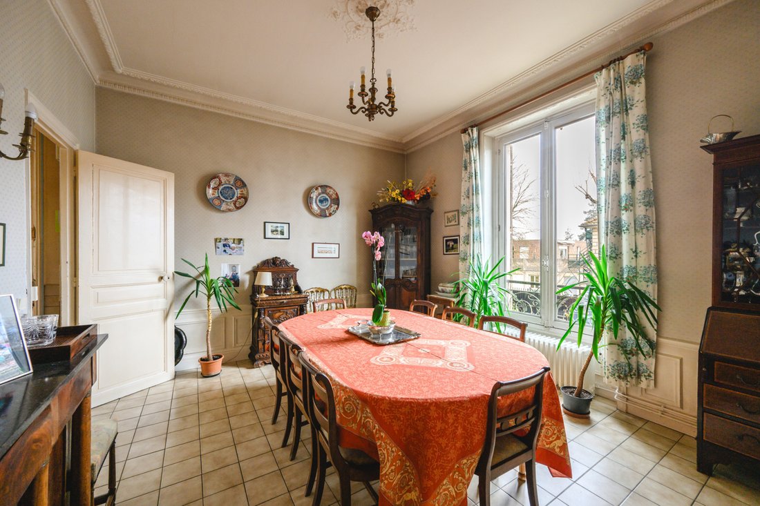 Estate in Forêt Domaniale, Meudon, France 4 - 16091553