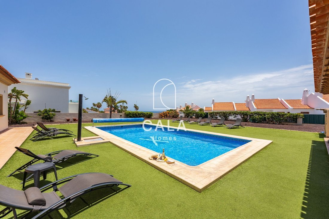Villa in San Miguel de Abona, Canary Islands, Spain 3 - 16091211