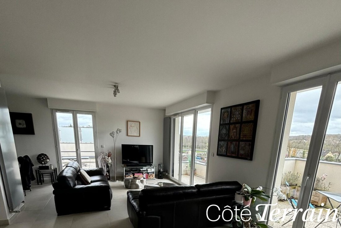 Apartment in Epernon, Centre-Val de Loire, France 1 - 16091481