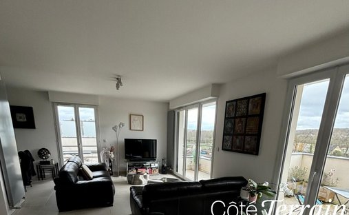 Apartment in Epernon, Centre-Val de Loire, France 1
