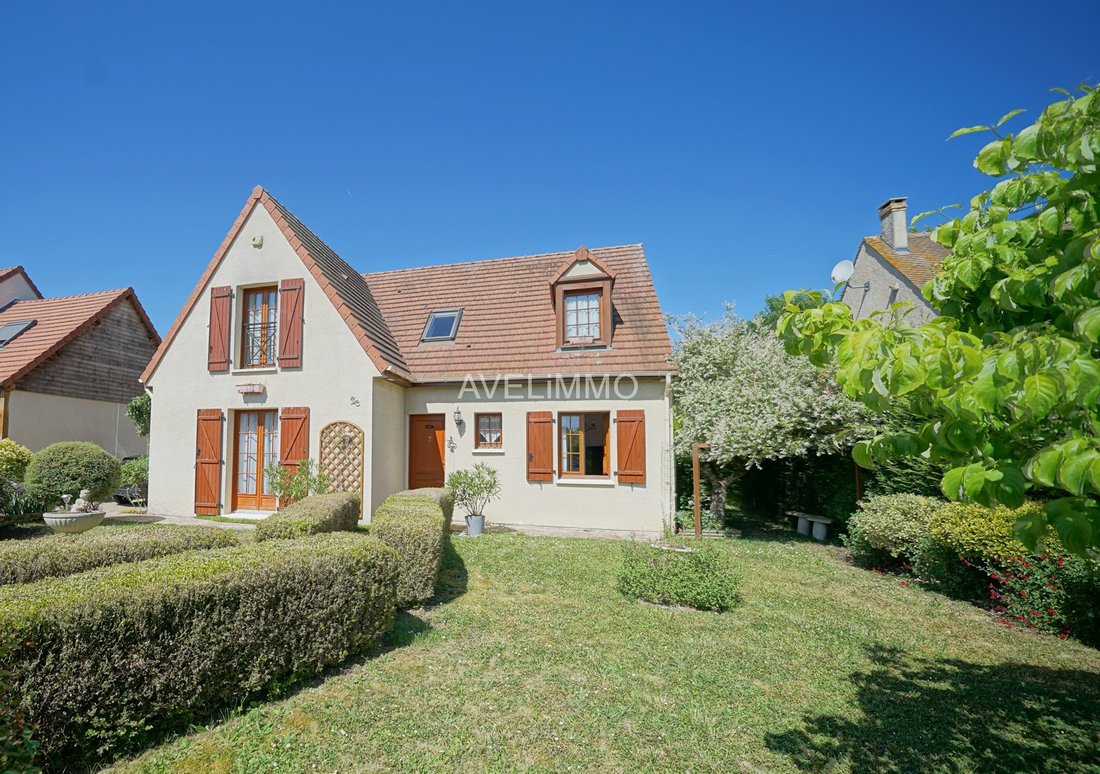 House in Villiers-Saint-Frederic, Ile-de-France, France 1 - 16091503