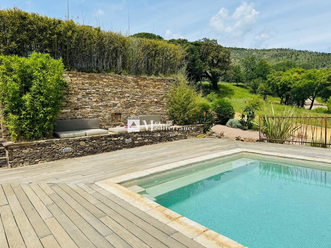 House in Grimaud, Provence-Alpes-Côte d'Azur, France 1 - 16092287