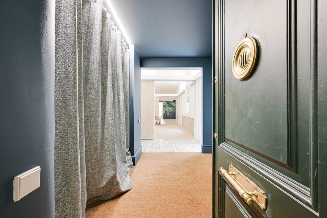 Apartment in Ciutat Vella, Barcelona, Spain 3 - 16092409