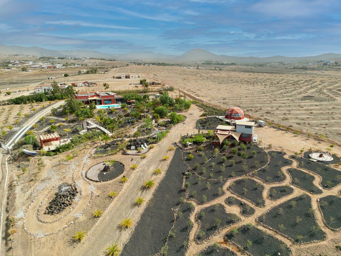 Villa in Tuineje, Canary Islands, Spain 3 - 16043572